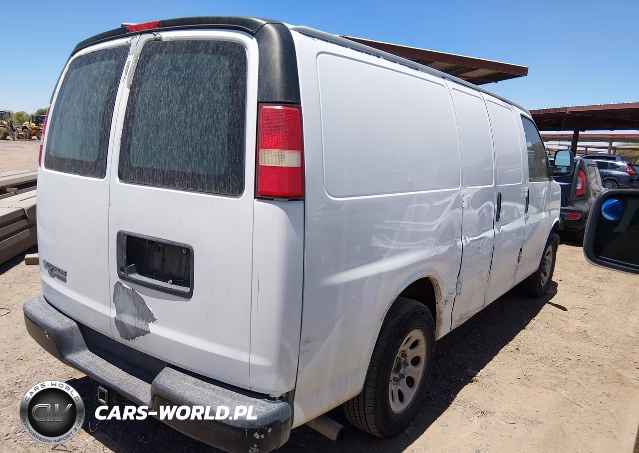 2011 Chevrolet Express 1500 Work Van VIN:1GCSGAFX5B1111929 - 4