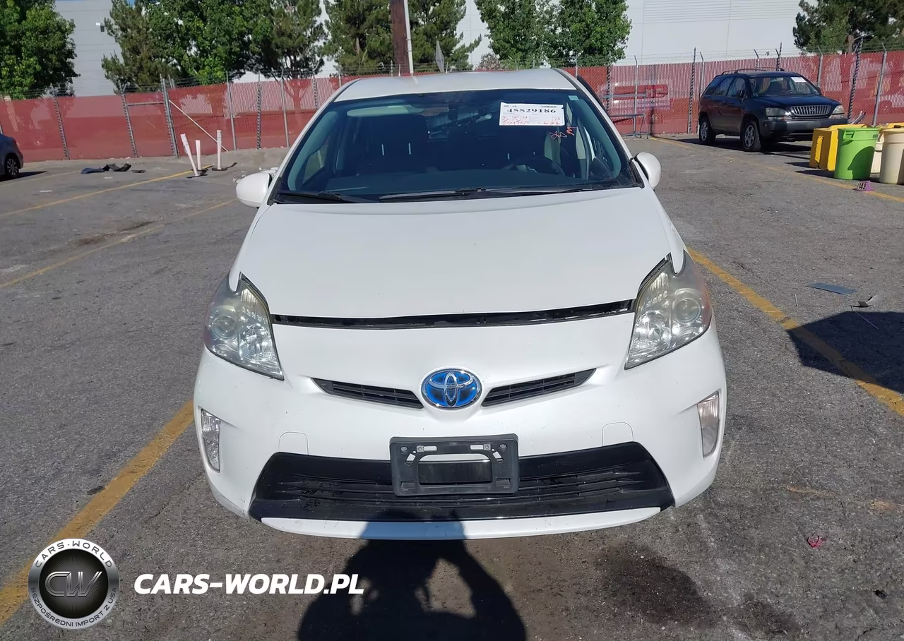 2015 Toyota Prius Two VIN:JTDKN3DU1F0414583 - 13