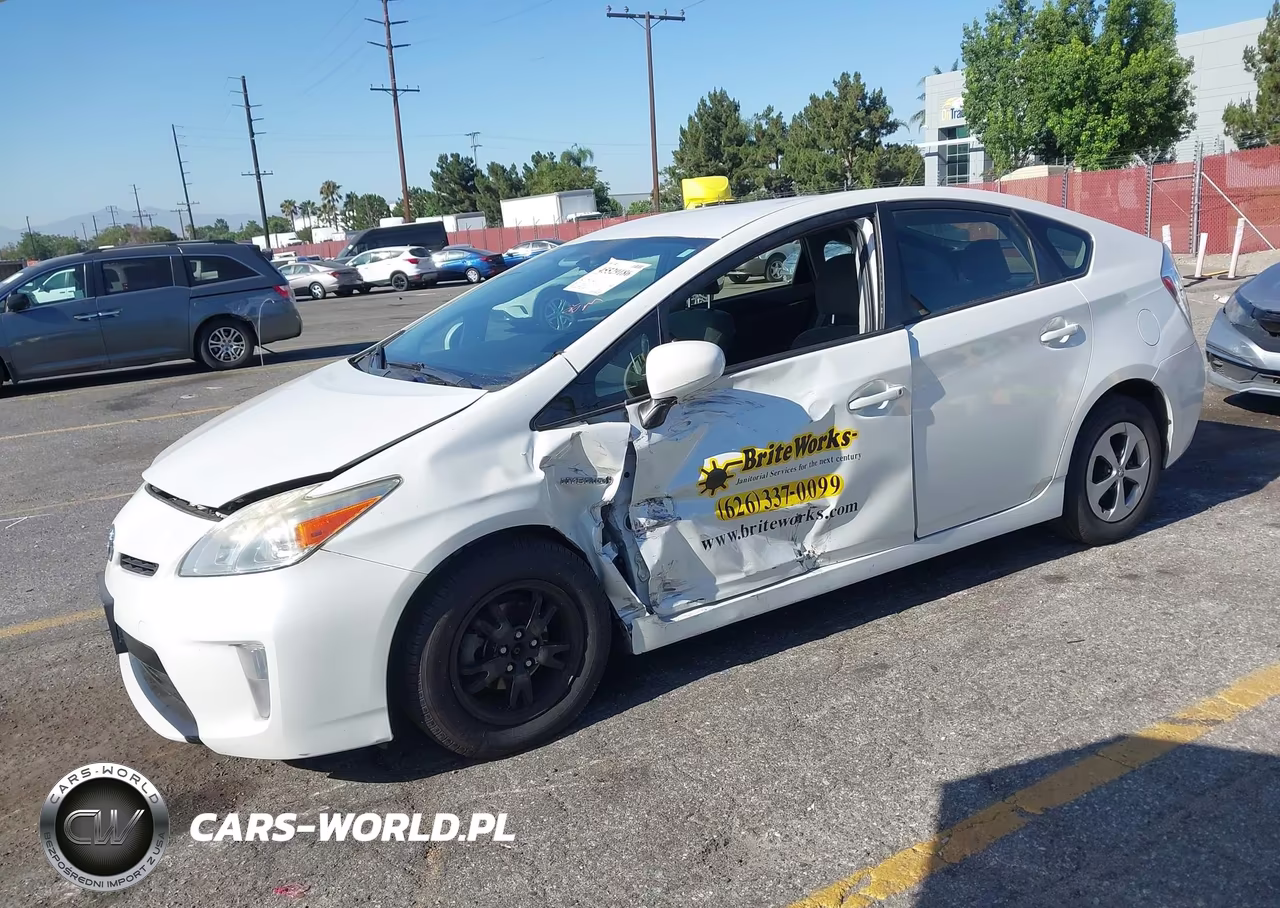 2015 Toyota Prius Two VIN:JTDKN3DU1F0414583 - 2