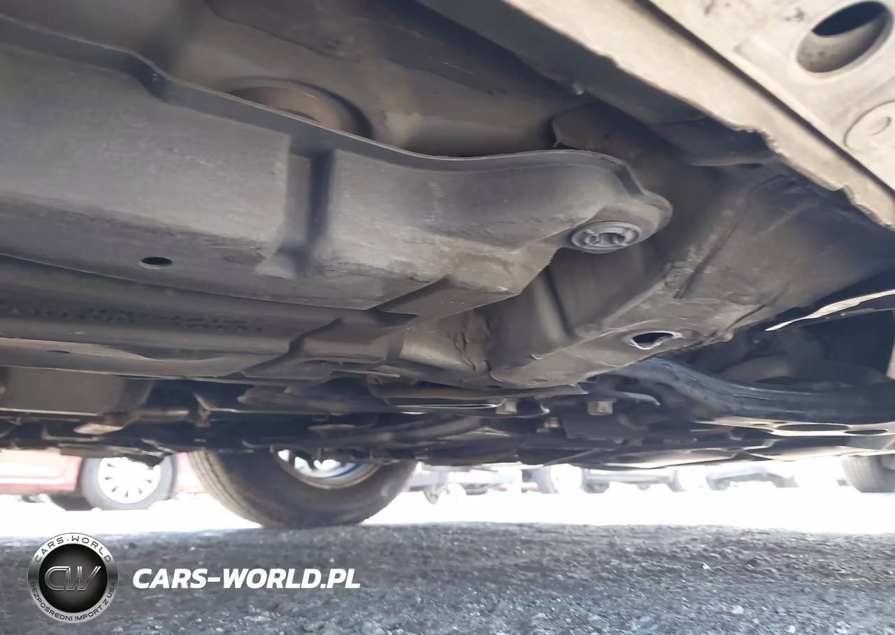 2015 Toyota Prius Two VIN:JTDKN3DU1F0414583 - 22