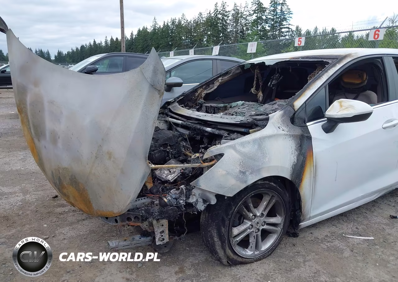 2017 Chevrolet Cruze Lt Auto VIN:1G1BE5SM5H7101747 - 17