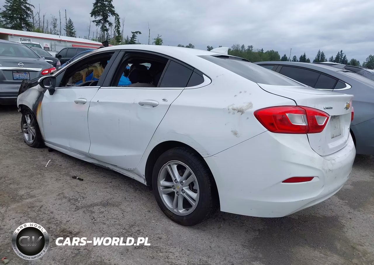 2017 Chevrolet Cruze Lt Auto VIN:1G1BE5SM5H7101747 - 3