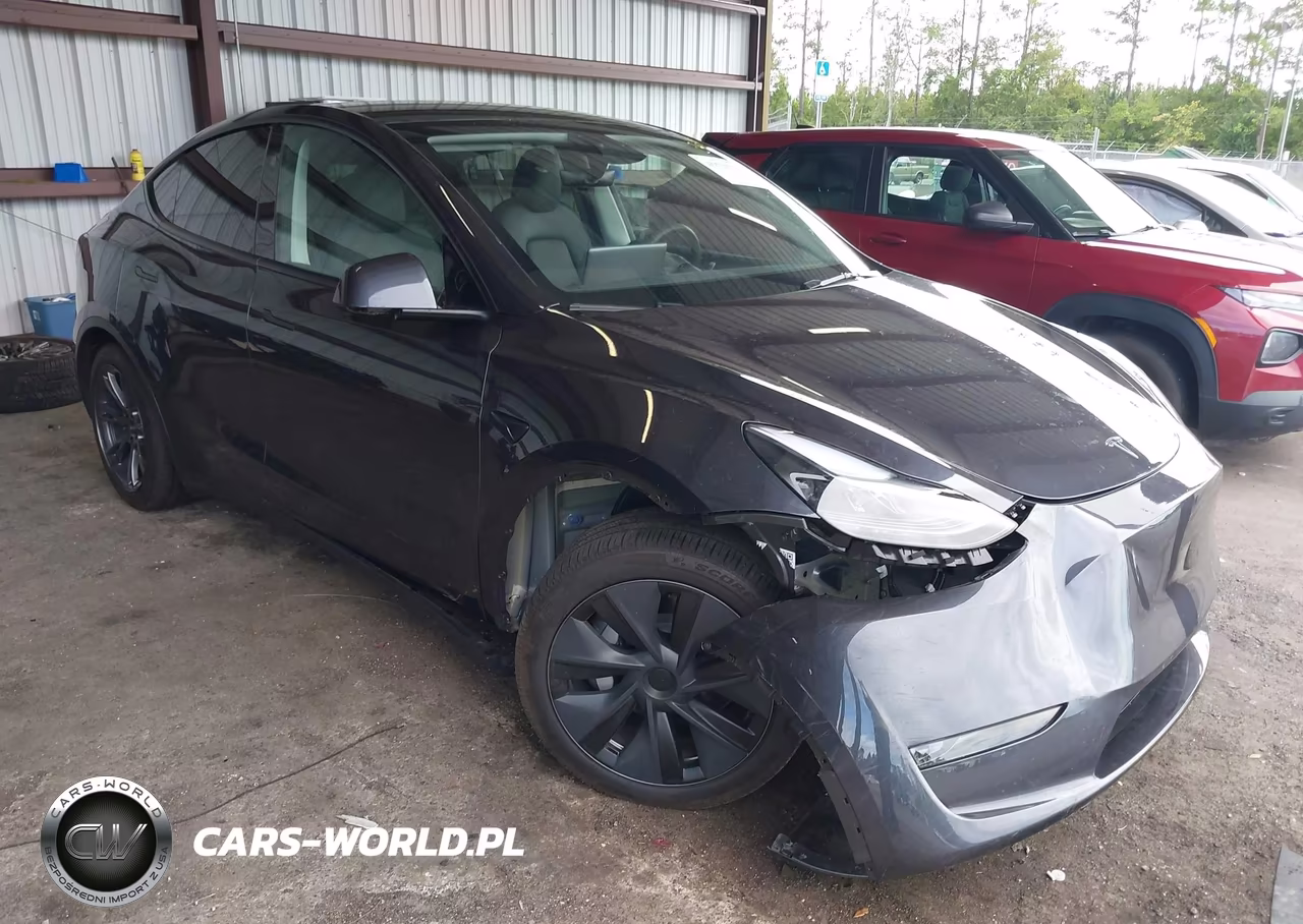 2025 Tesla Model Y Long Range Dual Motor Rear-Wheel Drive – zdjęcie 1 z 16