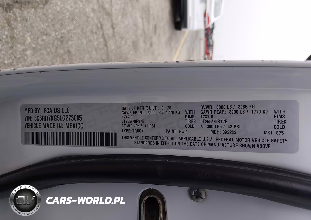 2020 Ram 1500 Classic VIN:3C6RR7KG5LG273085 - 9