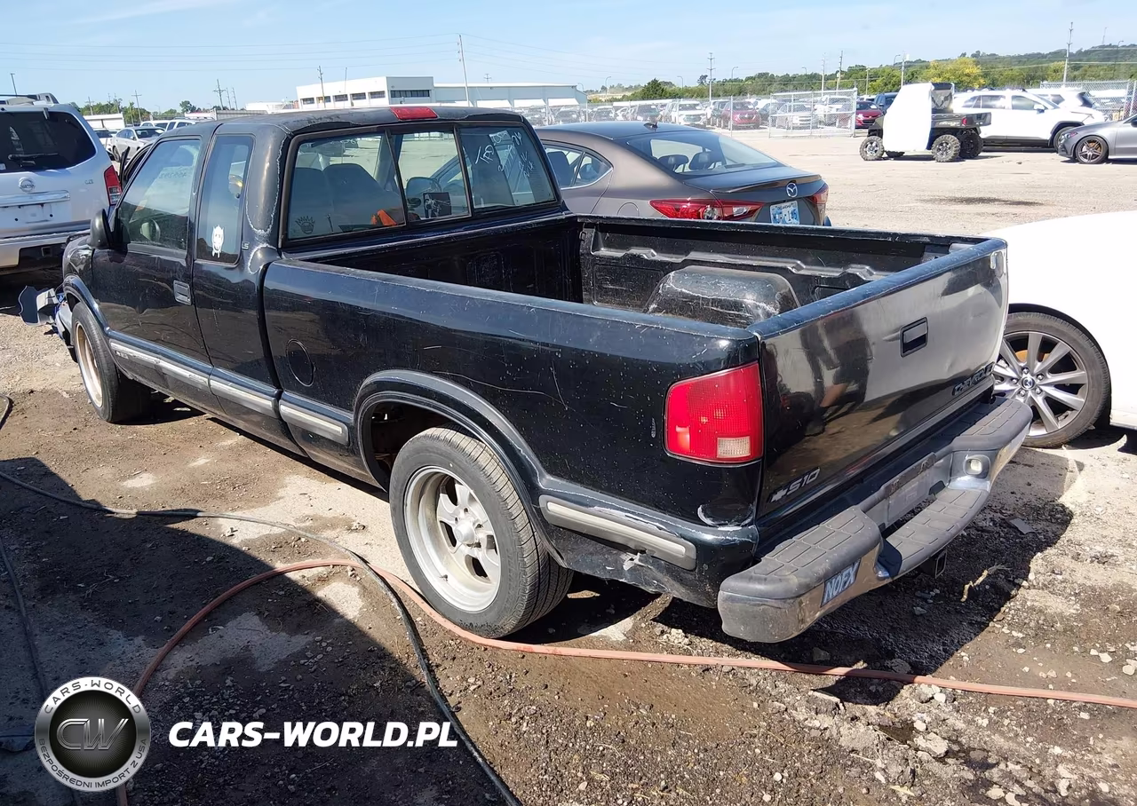 1998 Chevrolet S-10 Ls VIN:1GCCS19X3WK115704 - 3