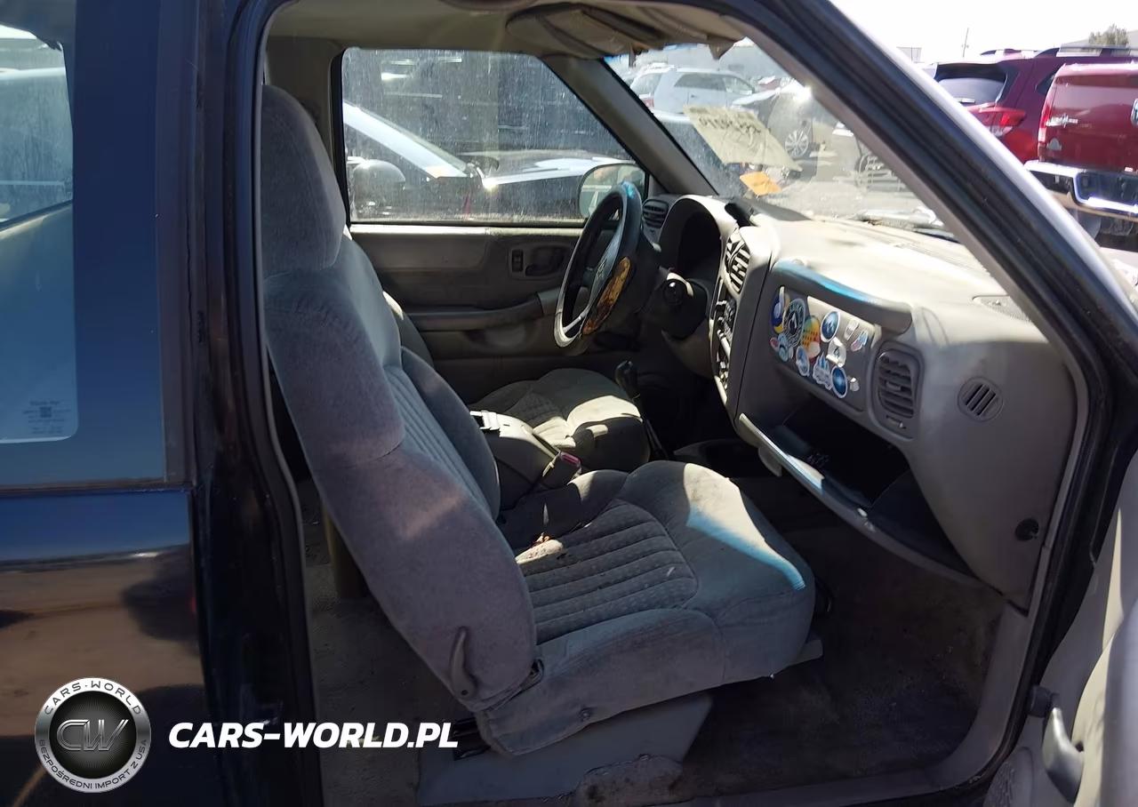 1998 Chevrolet S-10 Ls VIN:1GCCS19X3WK115704 - 5