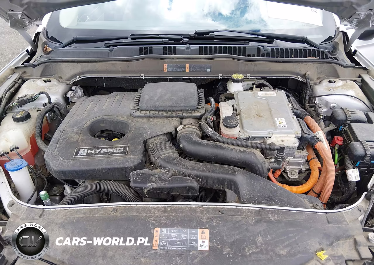 2018 Ford Fusion Hybrid S VIN:3FA6P0UU4JR141891 - 10