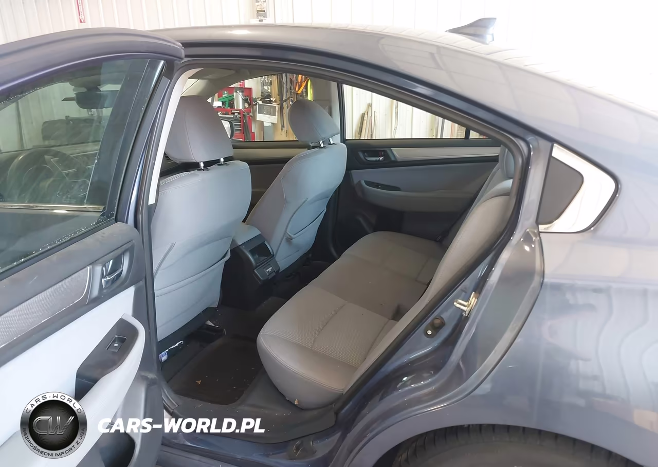 2018 Subaru Legacy 2.5I Premium VIN:4S3BNAF66J3045049 - 8