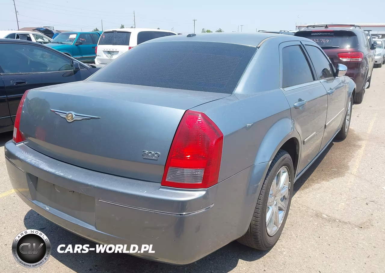 2007 Chrysler 300 Touring VIN:2C3LA53G77H626431 - 4