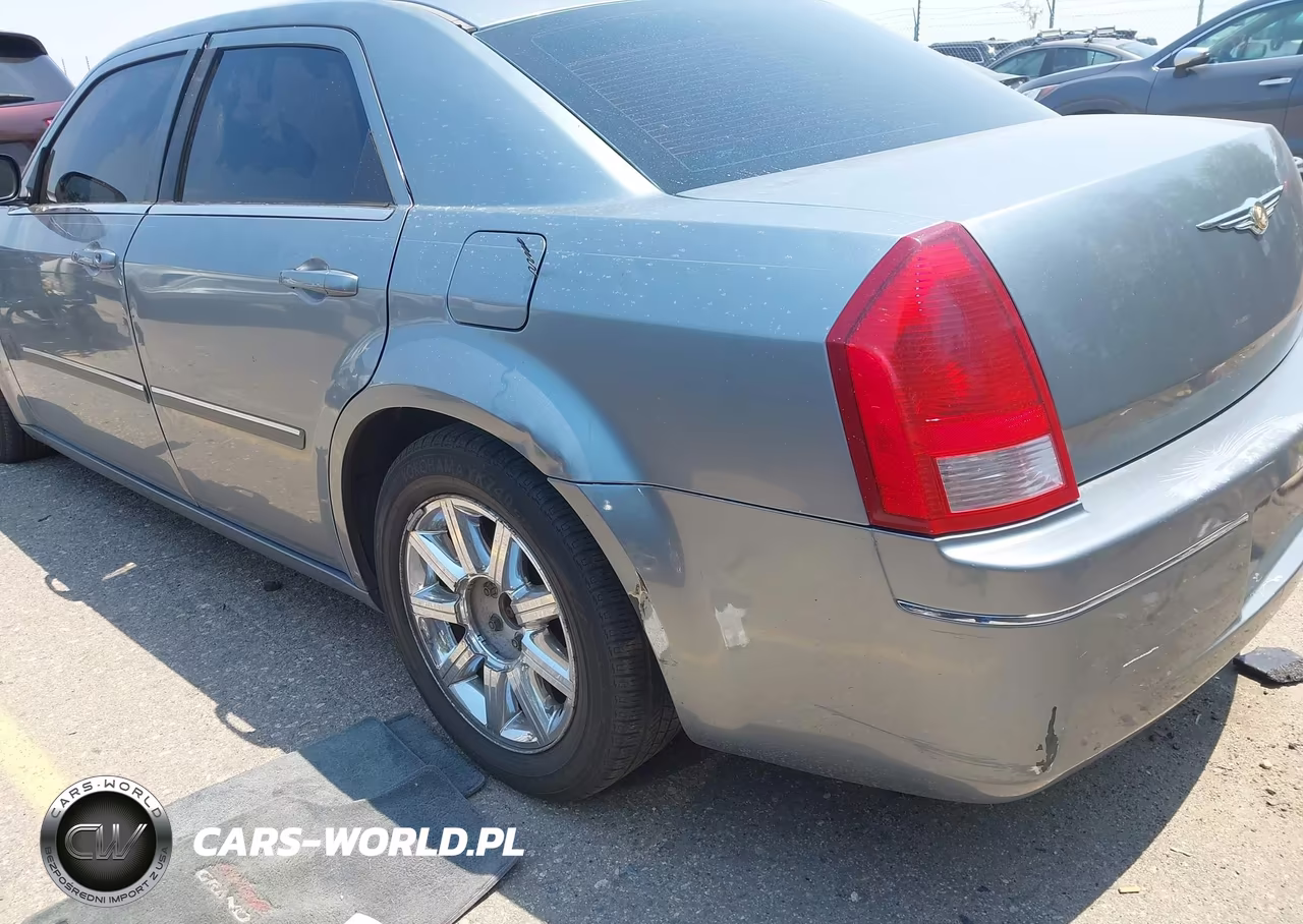 2007 Chrysler 300 Touring VIN:2C3LA53G77H626431 - 6