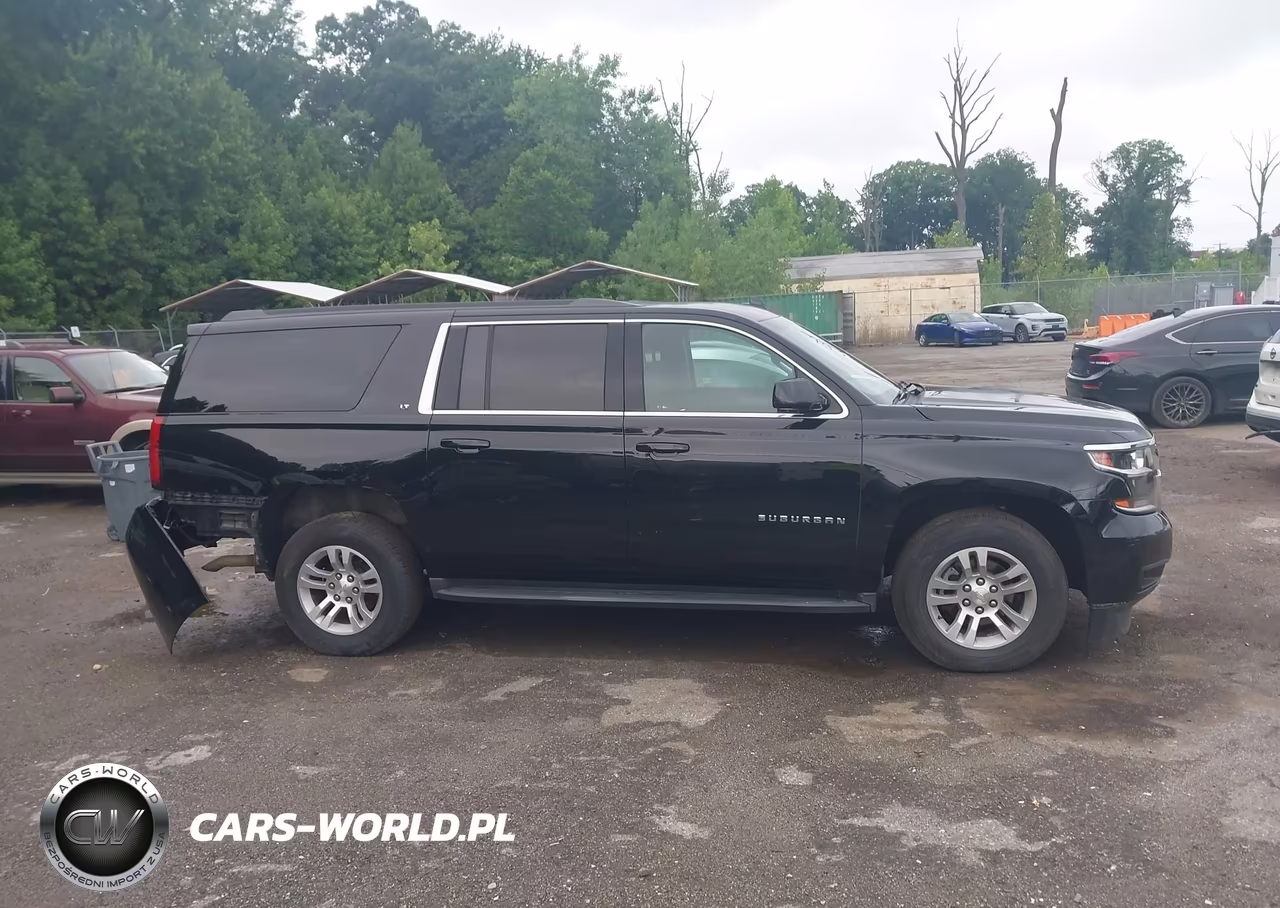 2018 Chevrolet Suburban Lt VIN:1GNSKHKC0JR115162 - 13