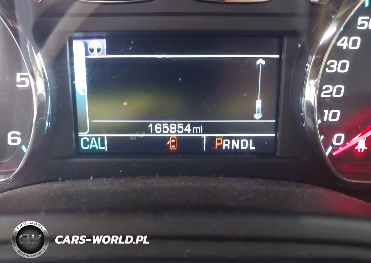 2018 Chevrolet Suburban Lt VIN:1GNSKHKC0JR115162 - 15