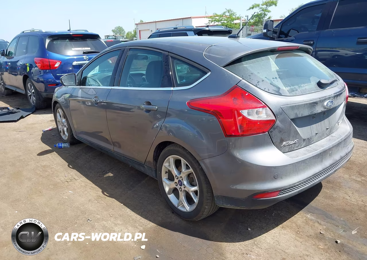 2013 Ford Focus Titanium VIN:1FADP3N2XDL306688 - 3