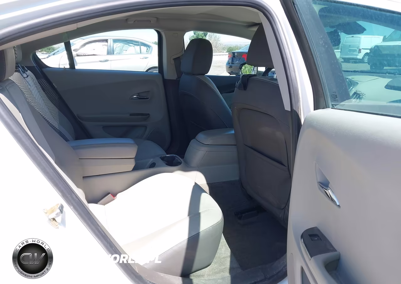 2014 Chevrolet Volt VIN:1G1RD6E43EU131622 - 8