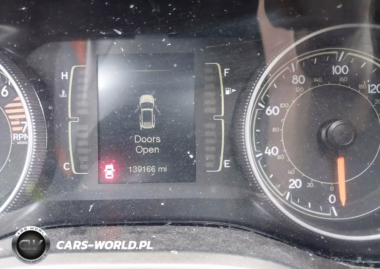 2017 Jeep Cherokee Sport Fwd VIN:1C4PJLAB6HD235696 - 7
