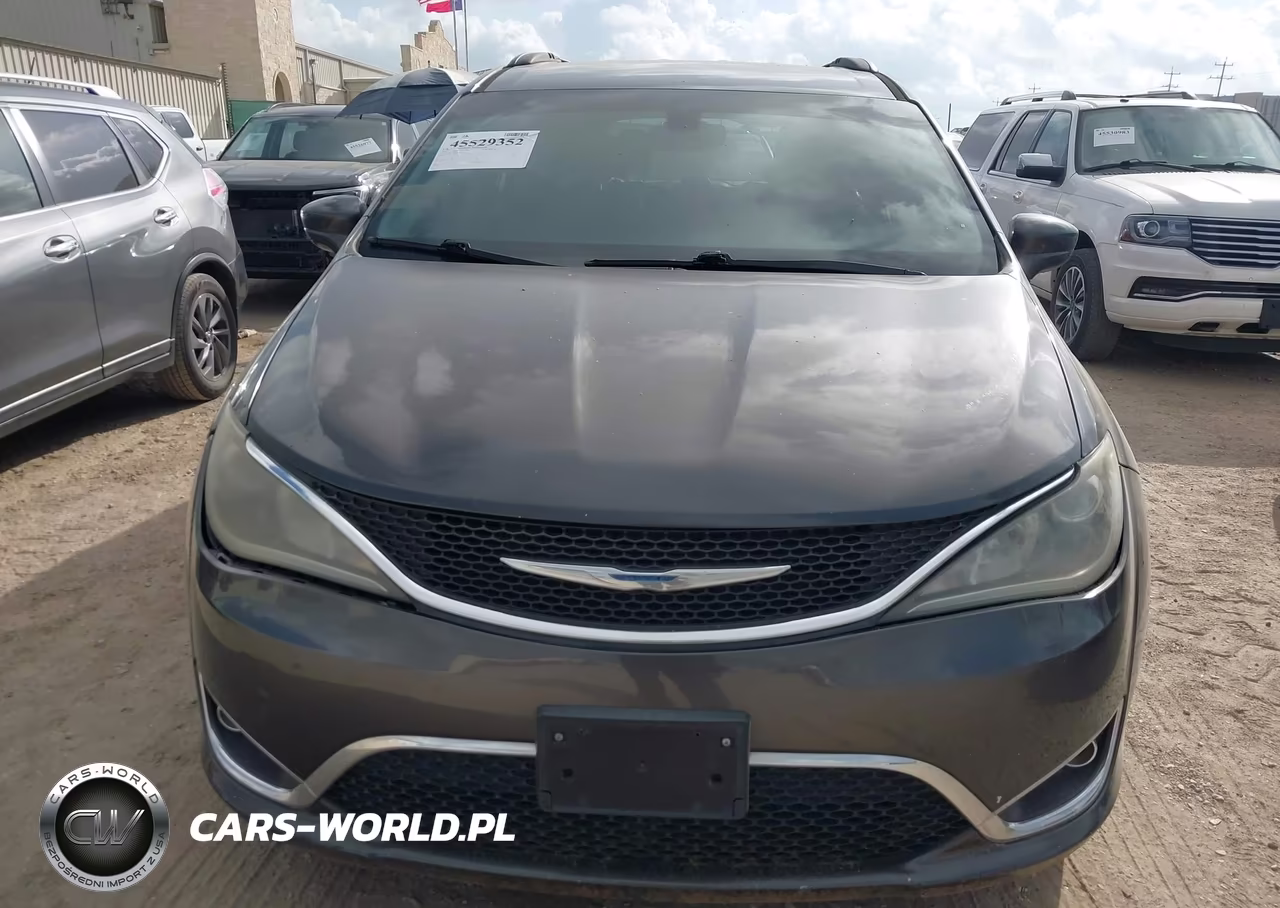2017 Chrysler Pacifica Touring-L VIN:2C4RC1BG0HR530596 - 12