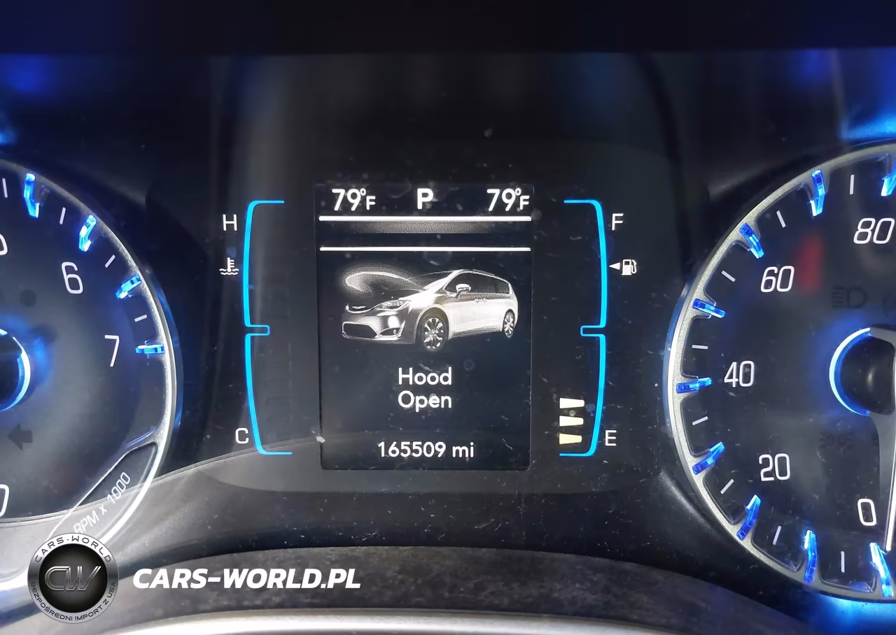 2017 Chrysler Pacifica Touring-L VIN:2C4RC1BG0HR530596 - 15