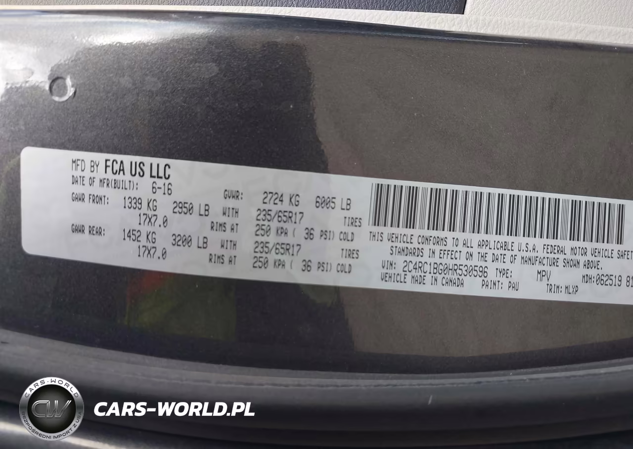 2017 Chrysler Pacifica Touring-L VIN:2C4RC1BG0HR530596 - 9