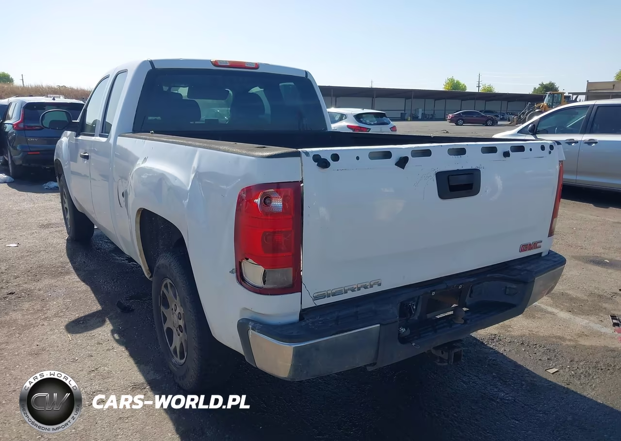 2007 GMC Sierra 1500 Work Truck VIN:2GTEC19C671638235 - 3