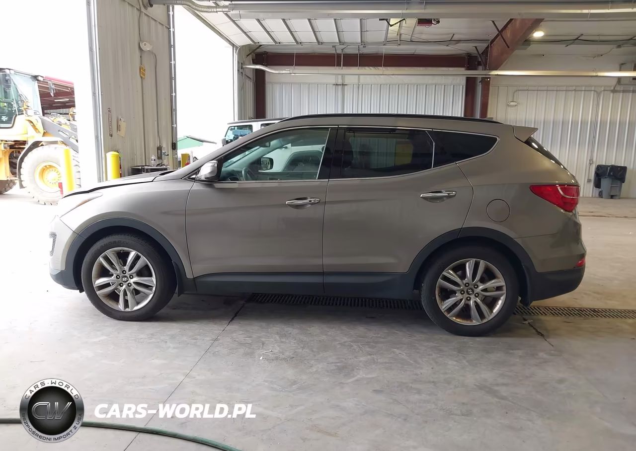 2014 Hyundai Santa Fe Sport 2.0L Turbo VIN:5XYZUDLA3EG161712 - 14