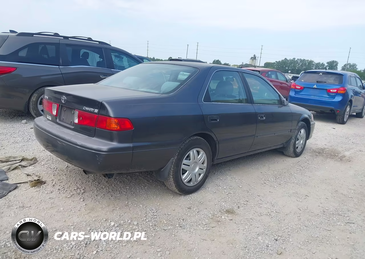 2000 Toyota Camry Le VIN:4T1BG22K8YU962156 - 4
