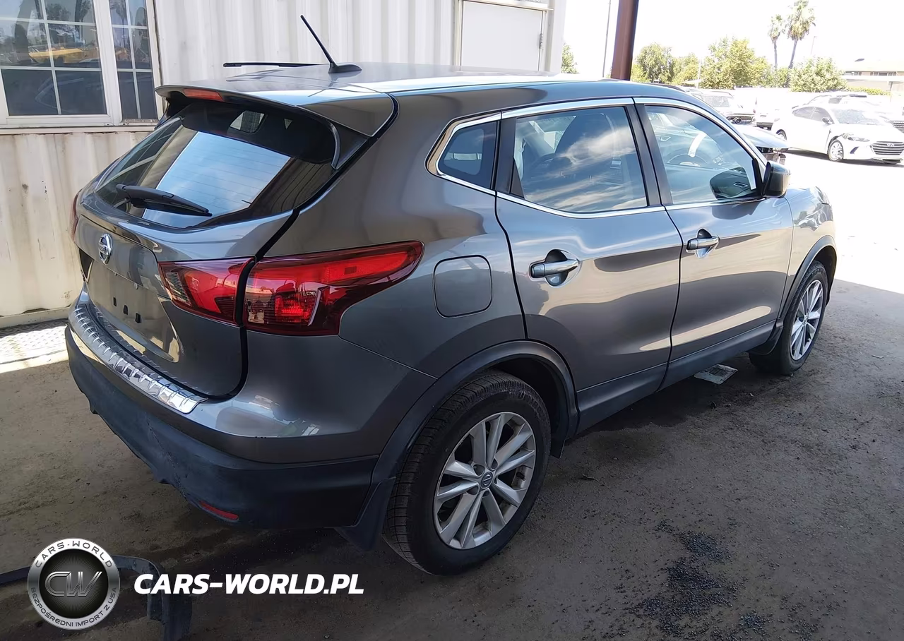 2017 Nissan Rogue Sport S VIN:JN1BJ1CP1HW009550 - 4