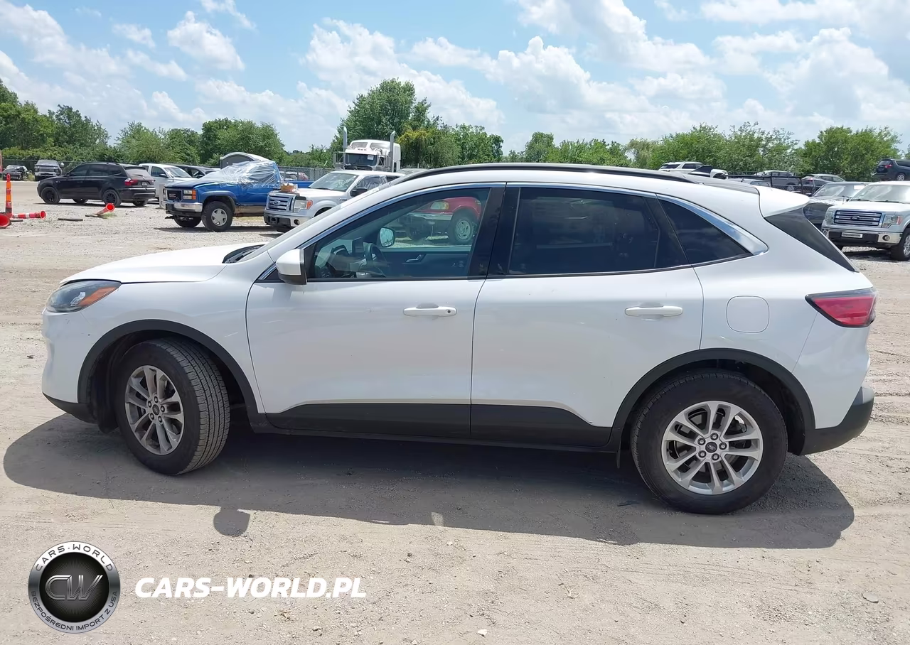 2020 Ford Escape Se VIN:1FMCU9G61LUC61310 - 14
