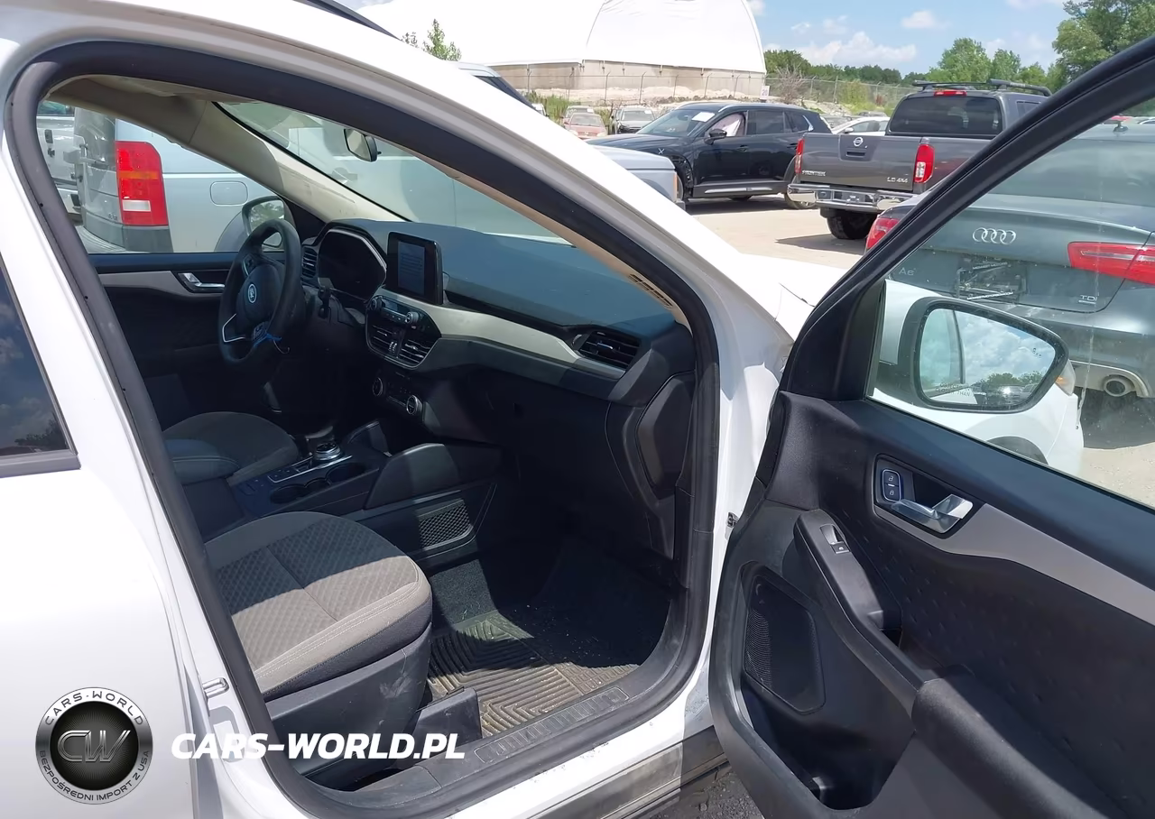 2020 Ford Escape Se VIN:1FMCU9G61LUC61310 - 5