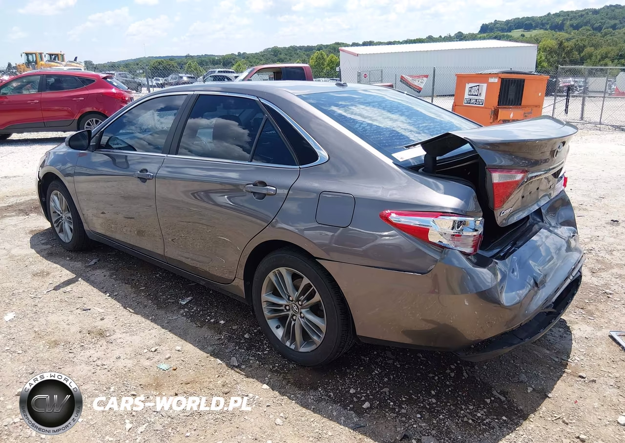 2017 Toyota Camry Se VIN:4T1BF1FK0HU420363 - 3