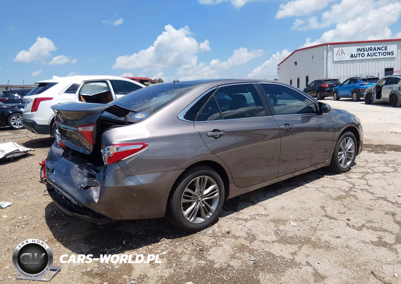 2017 Toyota Camry Se VIN:4T1BF1FK0HU420363 - 4