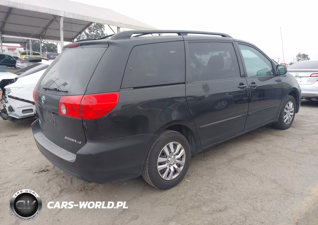 2010 Toyota Sienna Le VIN:5TDKK4CC0AS318506 - 4