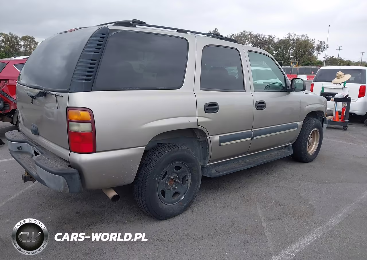 2002 Chevrolet Tahoe Ls VIN:1GNEC13TX2R203976 - 4