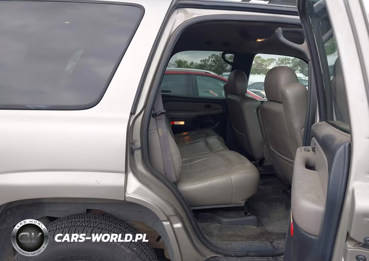 2002 Chevrolet Tahoe Ls VIN:1GNEC13TX2R203976 - 8