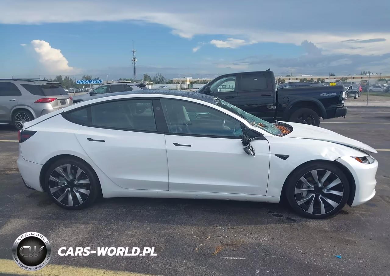 2024 Tesla Model 3 Long Range Dual Motor All-Wheel Drive-Rear-Wheel Drive VIN:5YJ3E1EA4RF762431 - 11