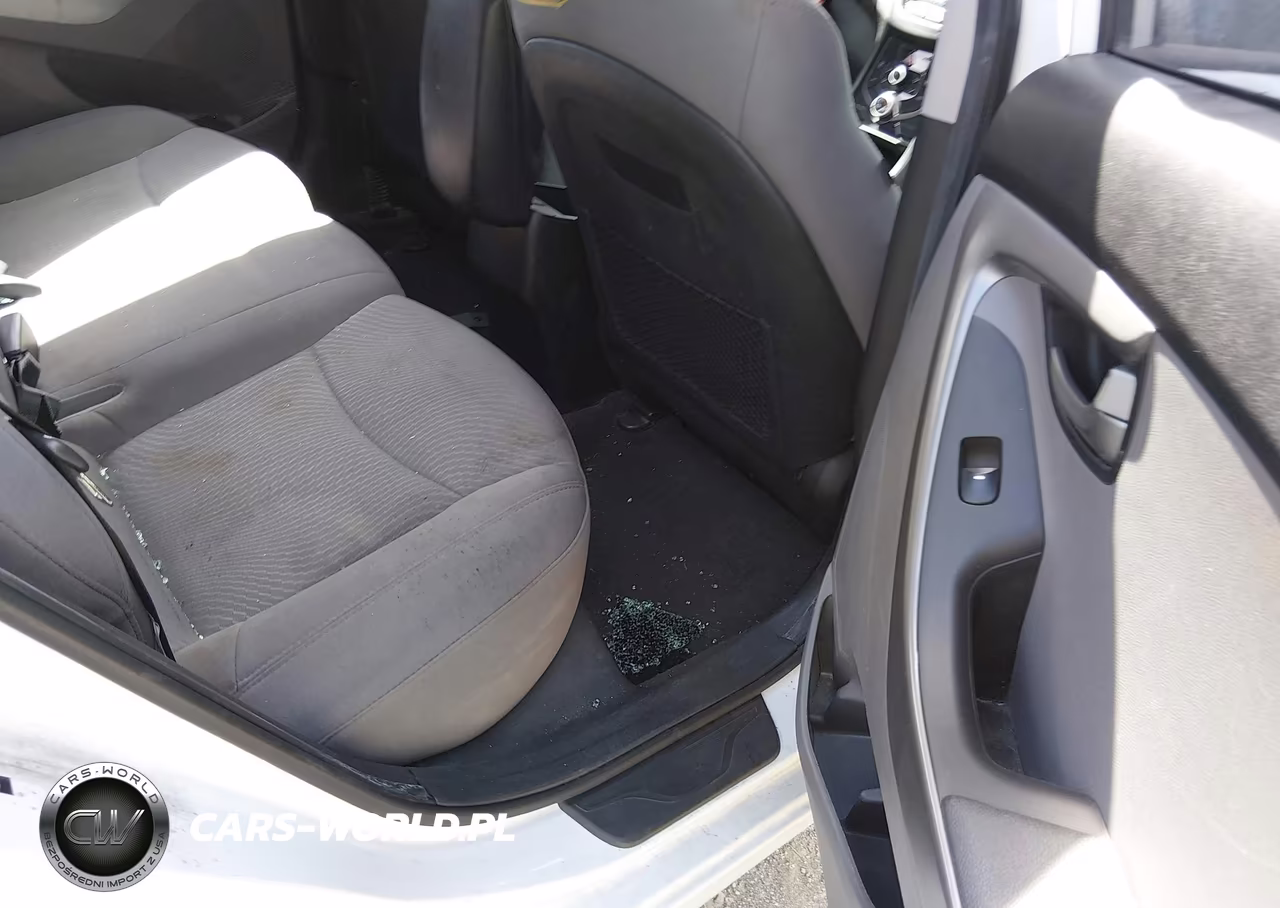 2016 Hyundai Elantra Se VIN:5NPDH4AE9GH765863 - 8