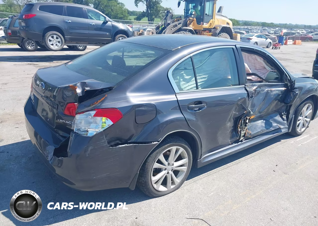 2013 Subaru Legacy 2.5I Premium VIN:4S3BMCC6XD3004415 - 4