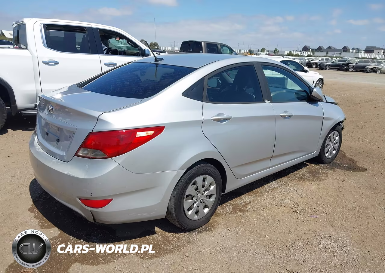 2017 Hyundai Accent Se VIN:KMHCT4AE0HU172602 - 4