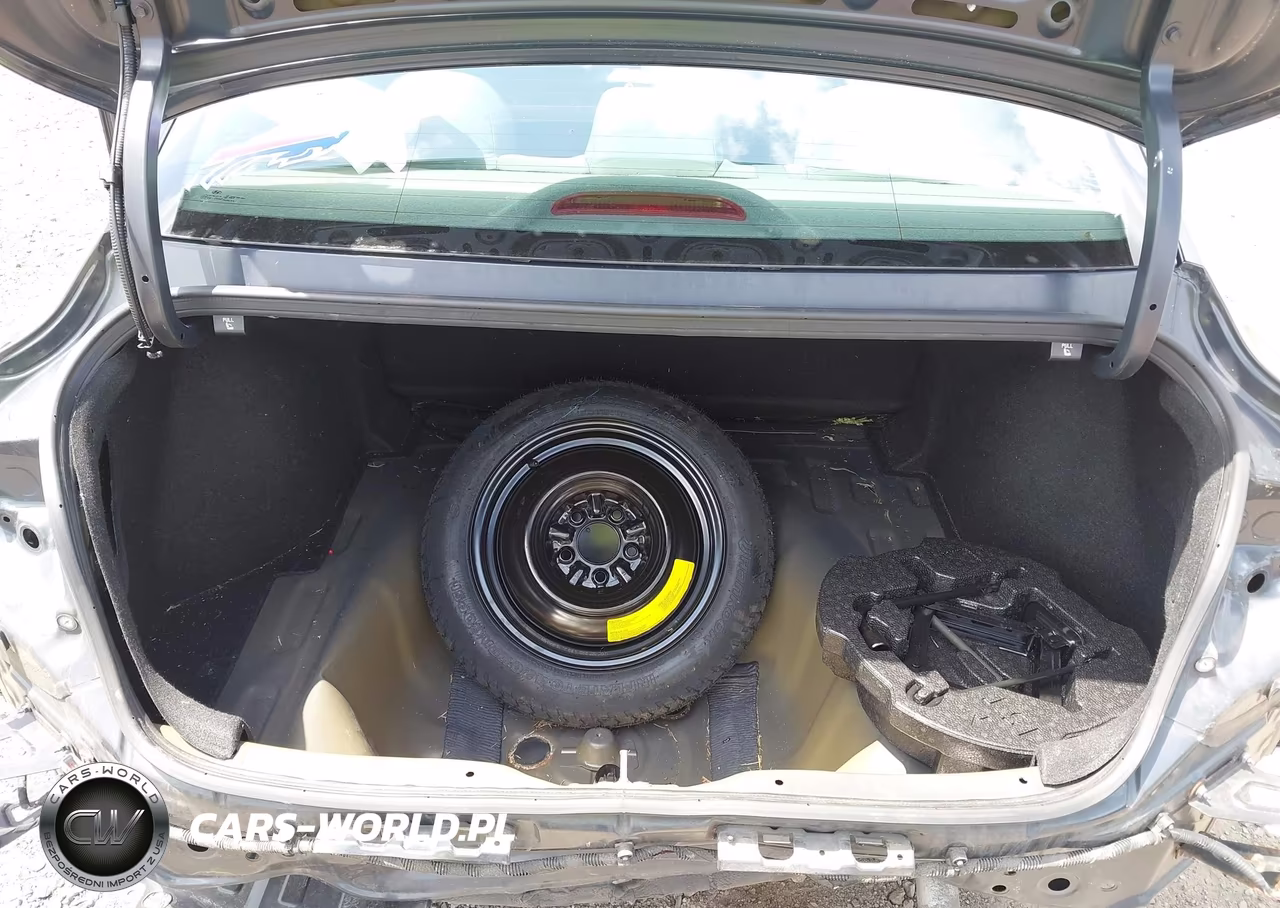 2021 Hyundai Elantra Sel VIN:5NPLM4AG2MH003060 - 10