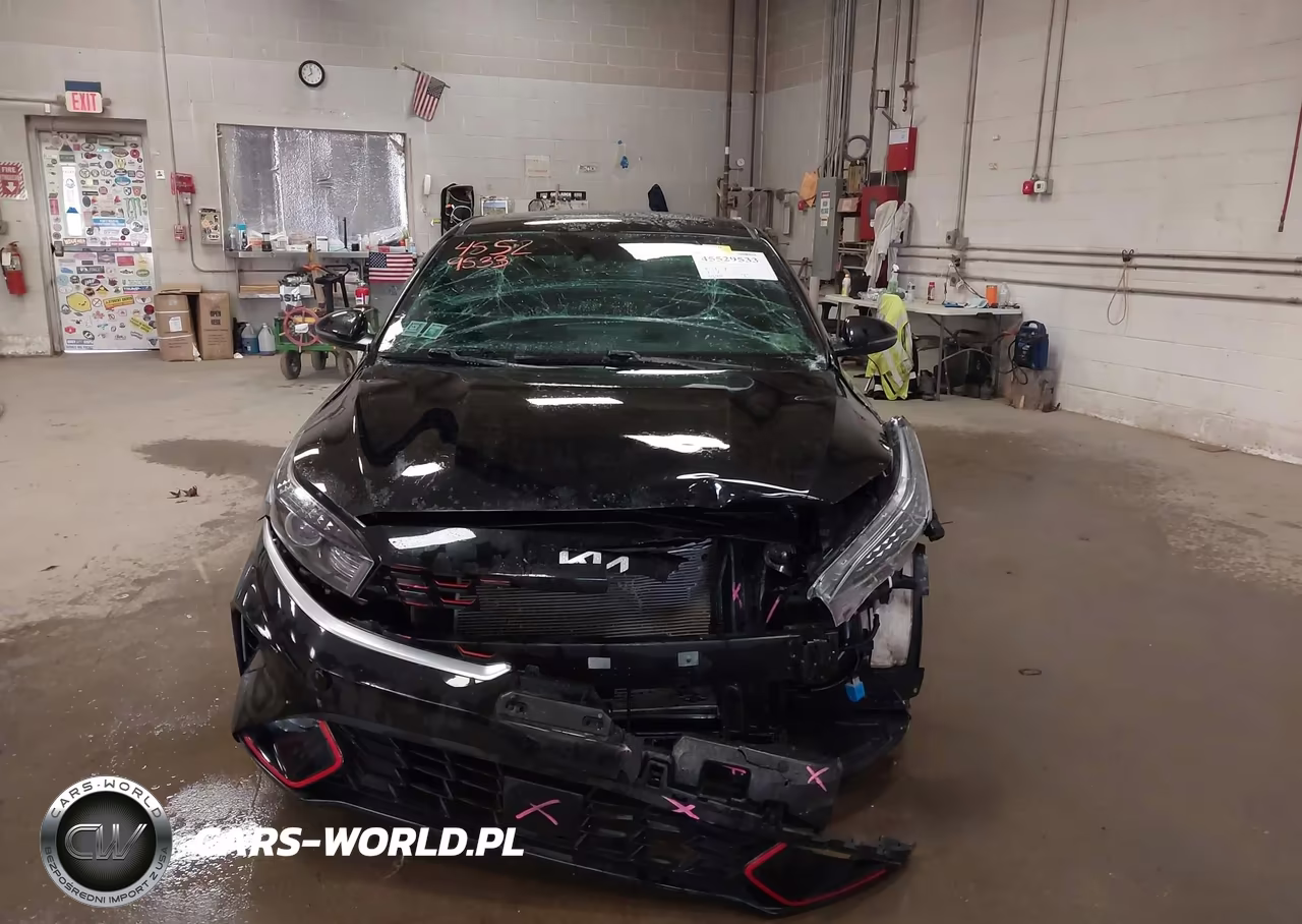 2023 Kia Forte Gt-Line VIN:3KPF54AD0PE601205 - 12