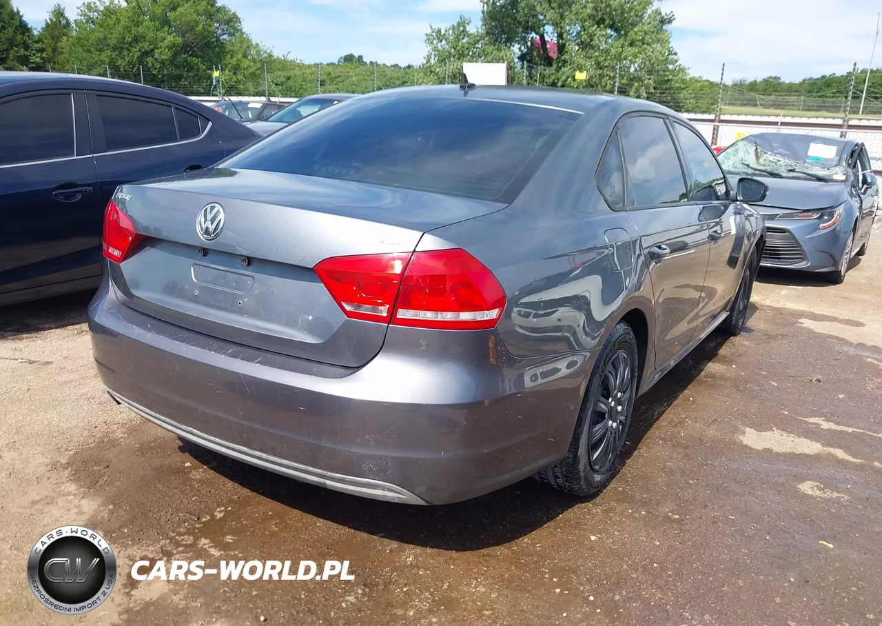 2014 Volkswagen Passat 1.8T S VIN:1VWAT7A35EC076295 - 4