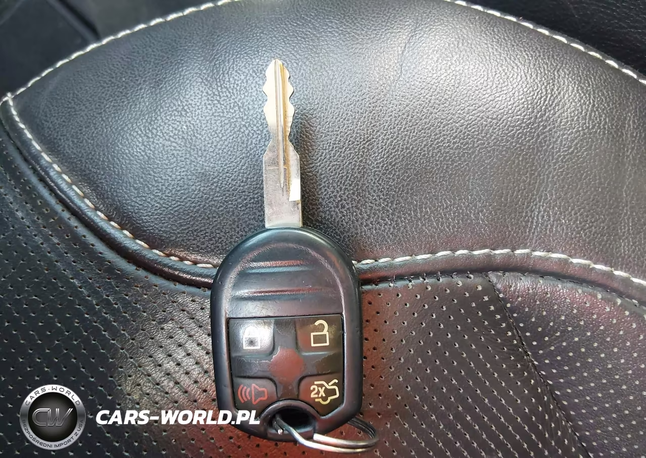 2012 Ford Taurus Limited VIN:1FAHP2FW2CG127243 - 11