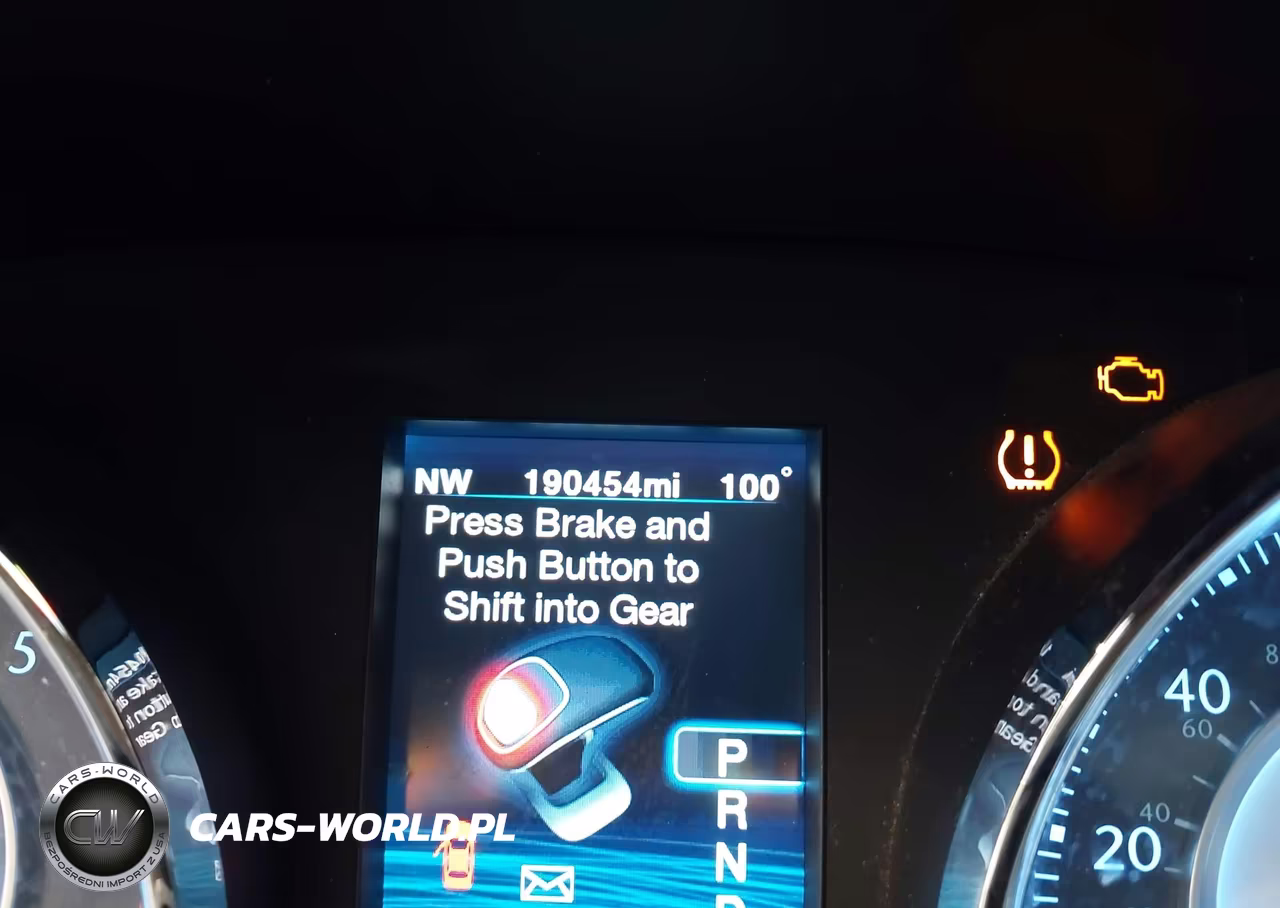 2012 Chrysler 300 VIN:2C3CCAAG9CH289342 - 16