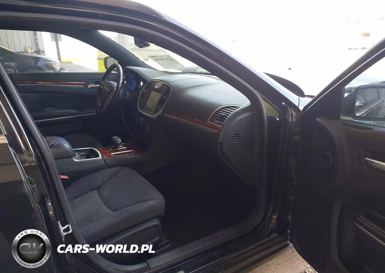 2012 Chrysler 300 VIN:2C3CCAAG9CH289342 - 5
