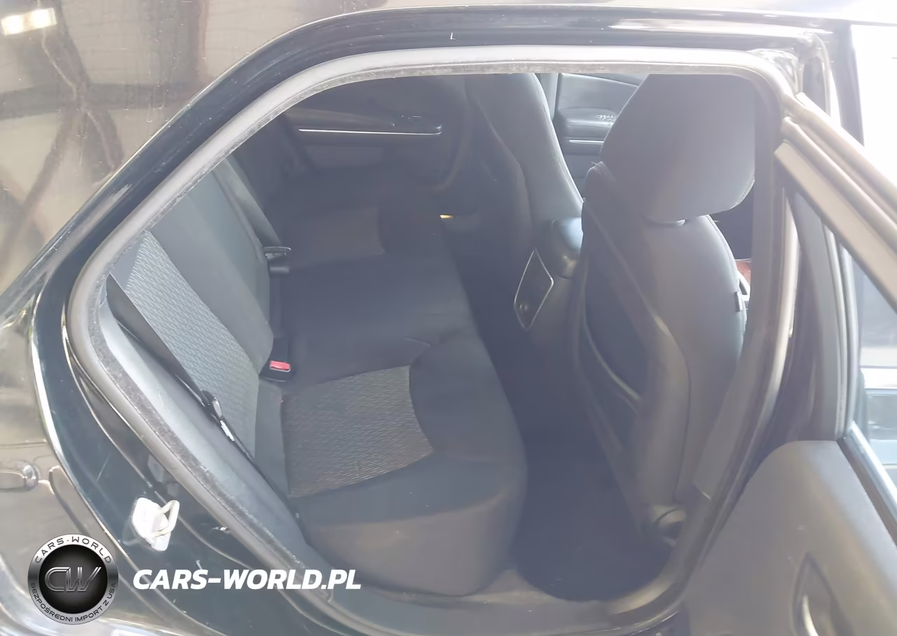 2012 Chrysler 300 VIN:2C3CCAAG9CH289342 - 8