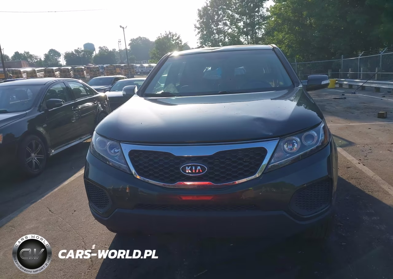 2013 Kia Sorento Lx VIN:5XYKT3A12DG330344 - 13