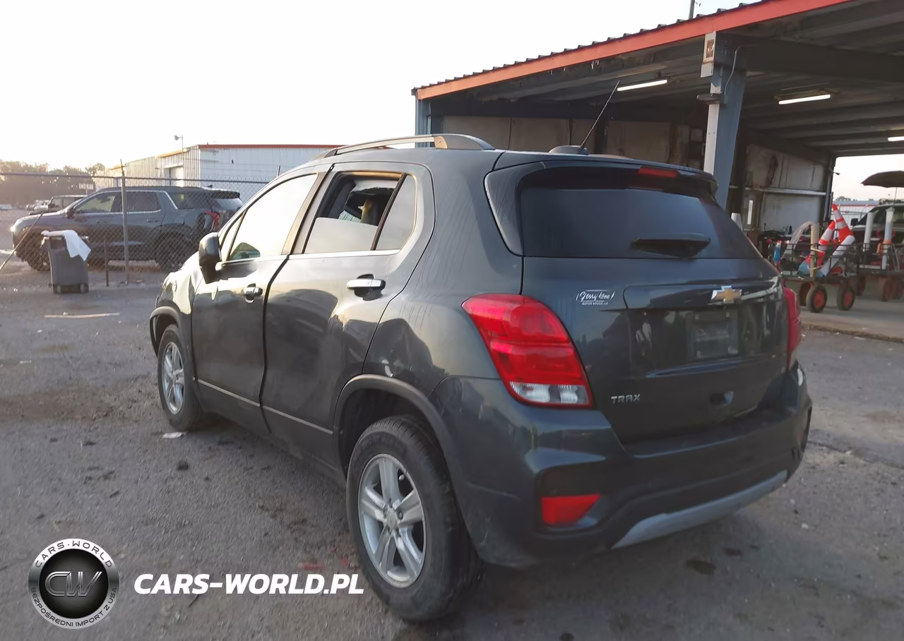 2018 Chevrolet Trax Lt VIN:KL7CJLSB1JB627545 - 3
