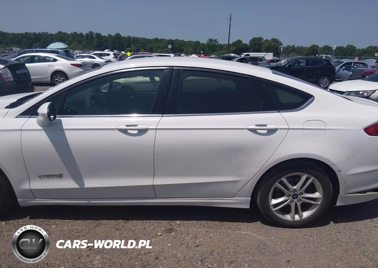 2018 Ford Fusion Hybrid Se VIN:3FA6P0LU9JR253748 - 14