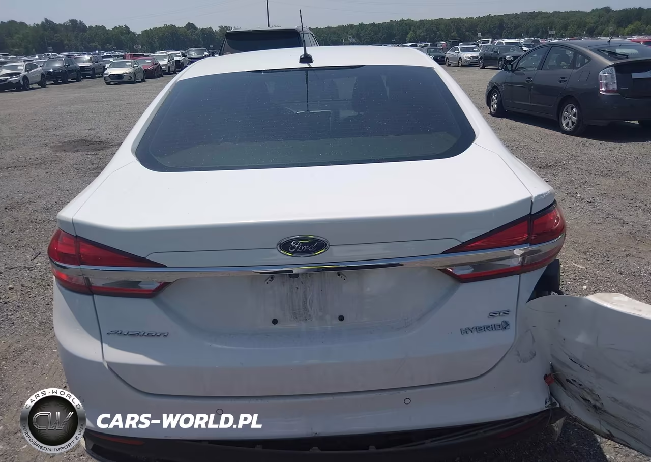 2018 Ford Fusion Hybrid Se VIN:3FA6P0LU9JR253748 - 16