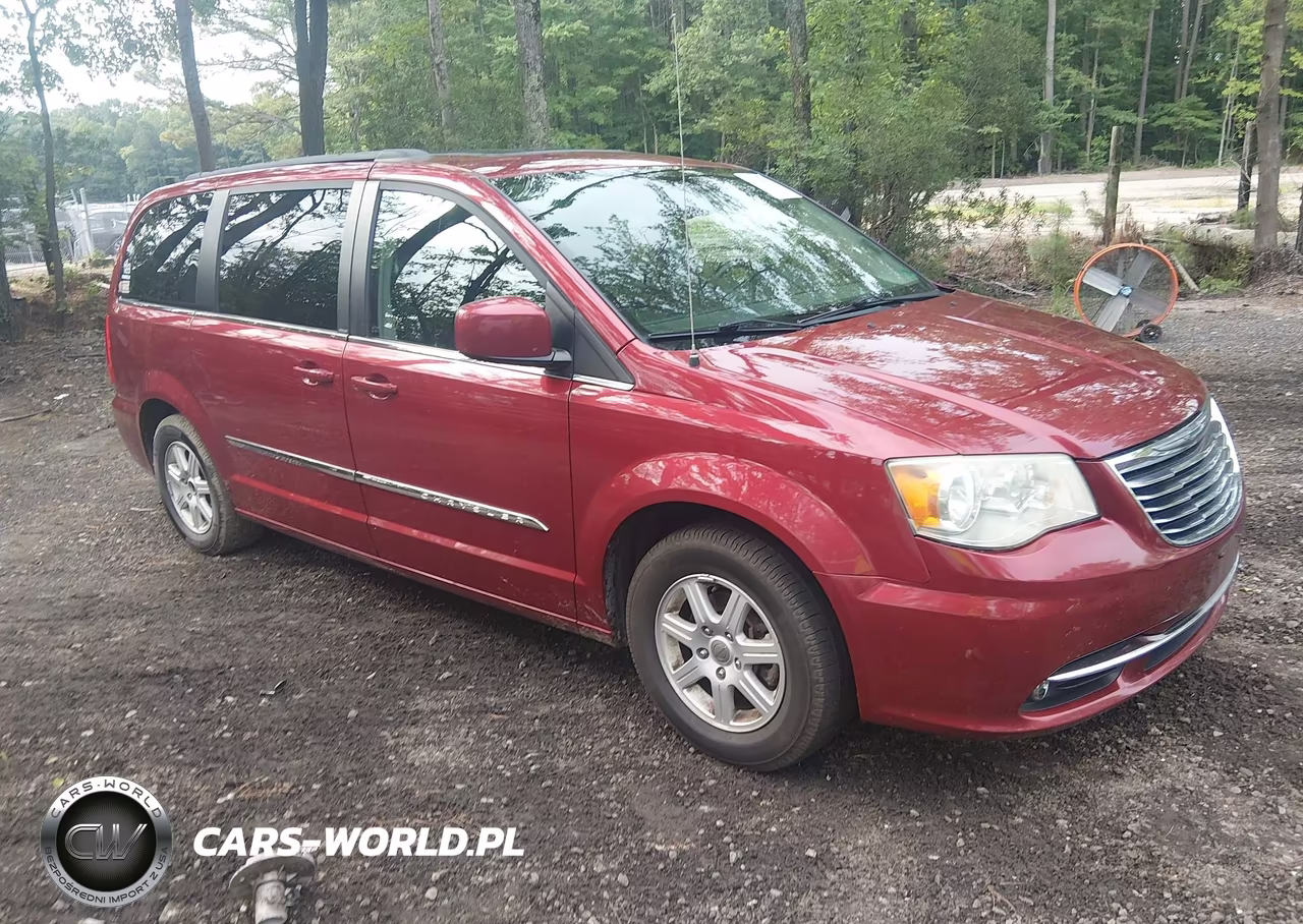 2011 Chrysler Town & Country Touring