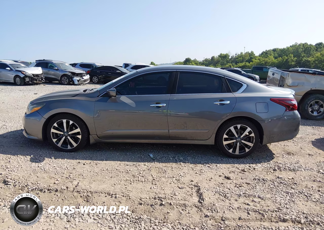 2017 Nissan Altima 2.5 Sr VIN:1N4AL3AP5HC485244 - 14